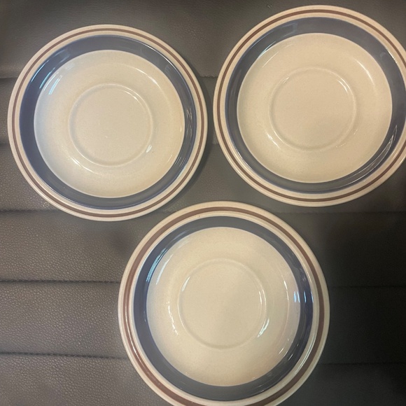 Vinage Dish ware - Corning, Correll, Pyrex - Picture 8 of 13